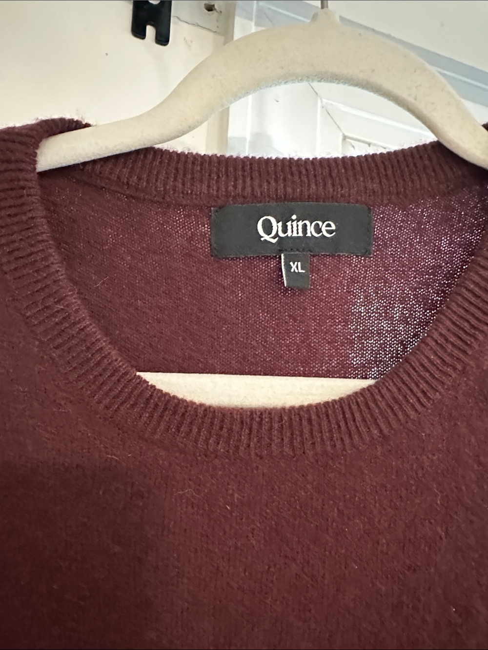Quince maroon cashmere sweater - Picture 2 of 3